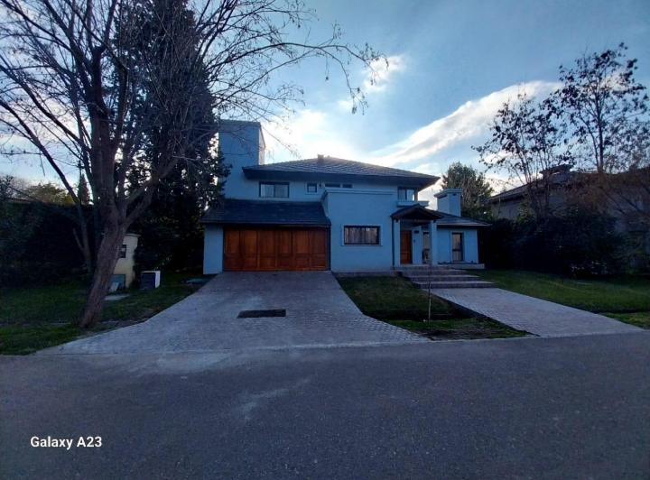 Casa en  alquiler 1