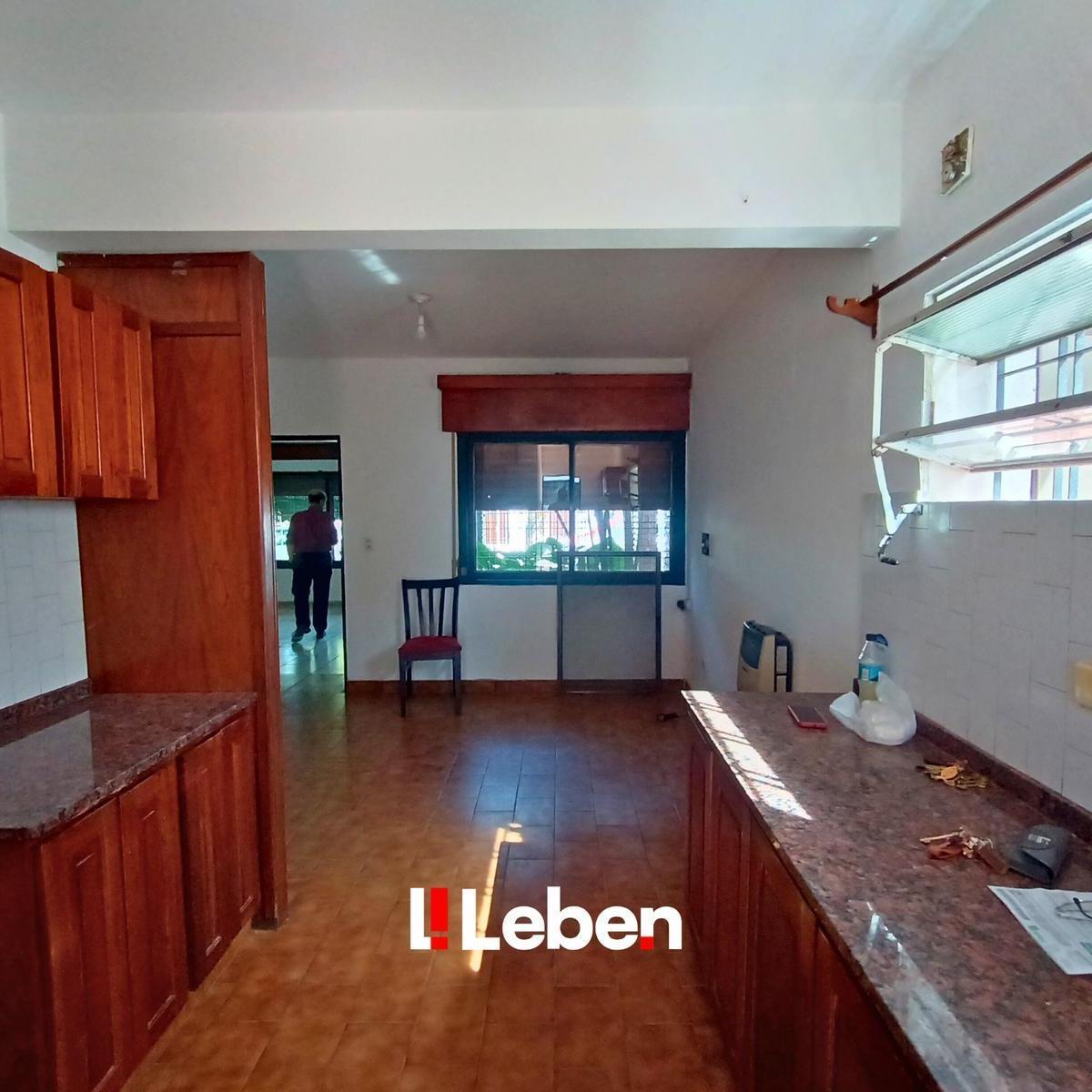 Vendo Casa en Villa Centenario 4