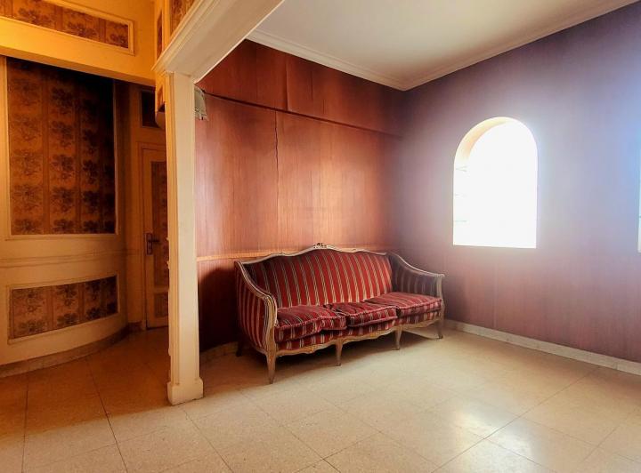Venta de departamento de categoría en Recoleta, muy luminoso, con balcón, baulera y cochera 5