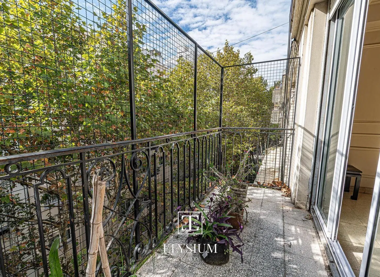 Venta de departamento de categoría en Recoleta, muy luminoso, con balcón, baulera y cochera 3