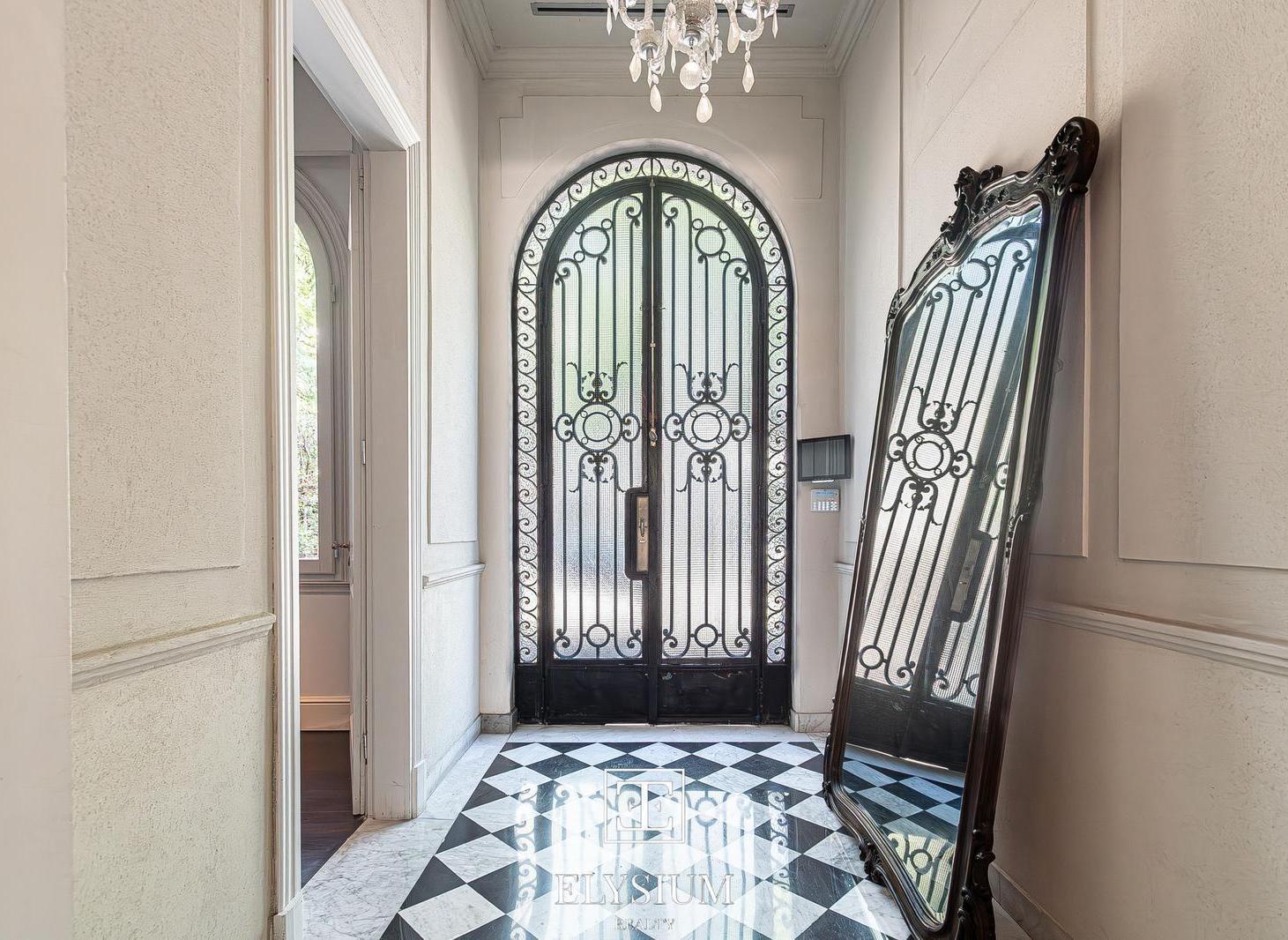Foto de Venta casa a nuevo en Barrio Parque, 760m2 con jardín y pileta!, imagen 3