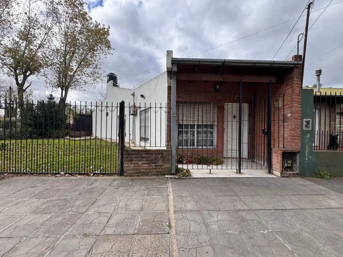 CASA DE 3 AMBIENTES EN VENTA 2