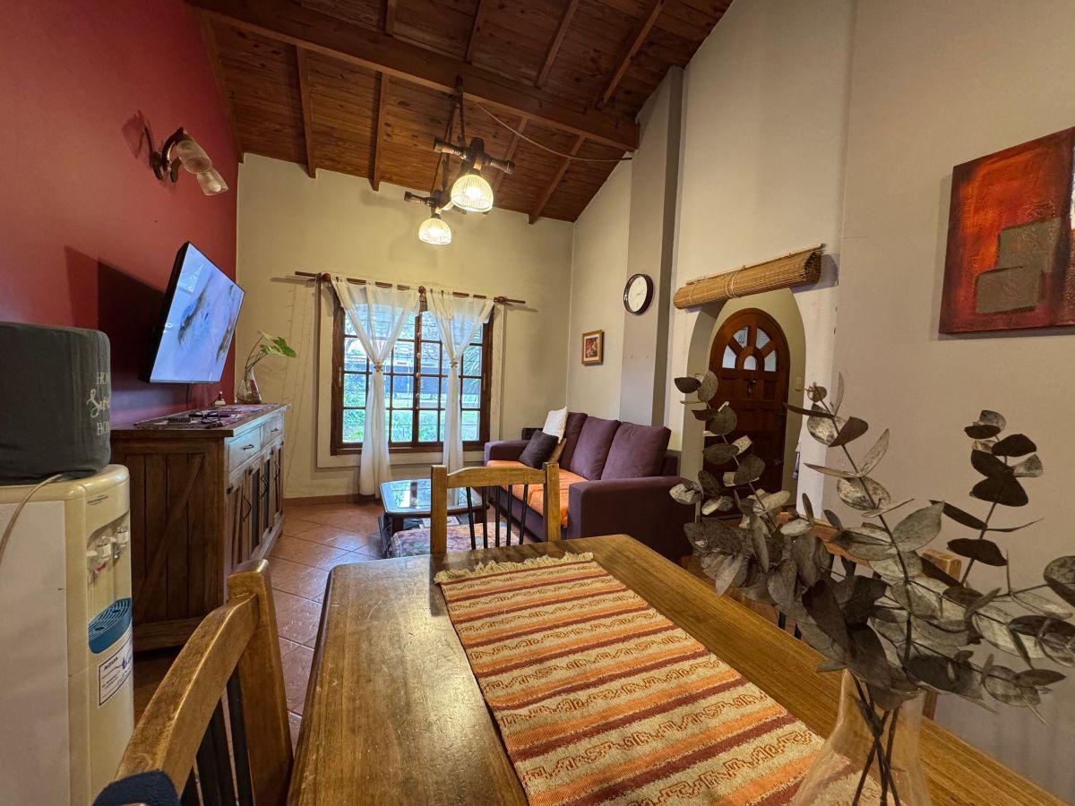 Foto de CHALET DE 4 AMBIENTES SOBRE LOTE DE 15X60, imagen 4