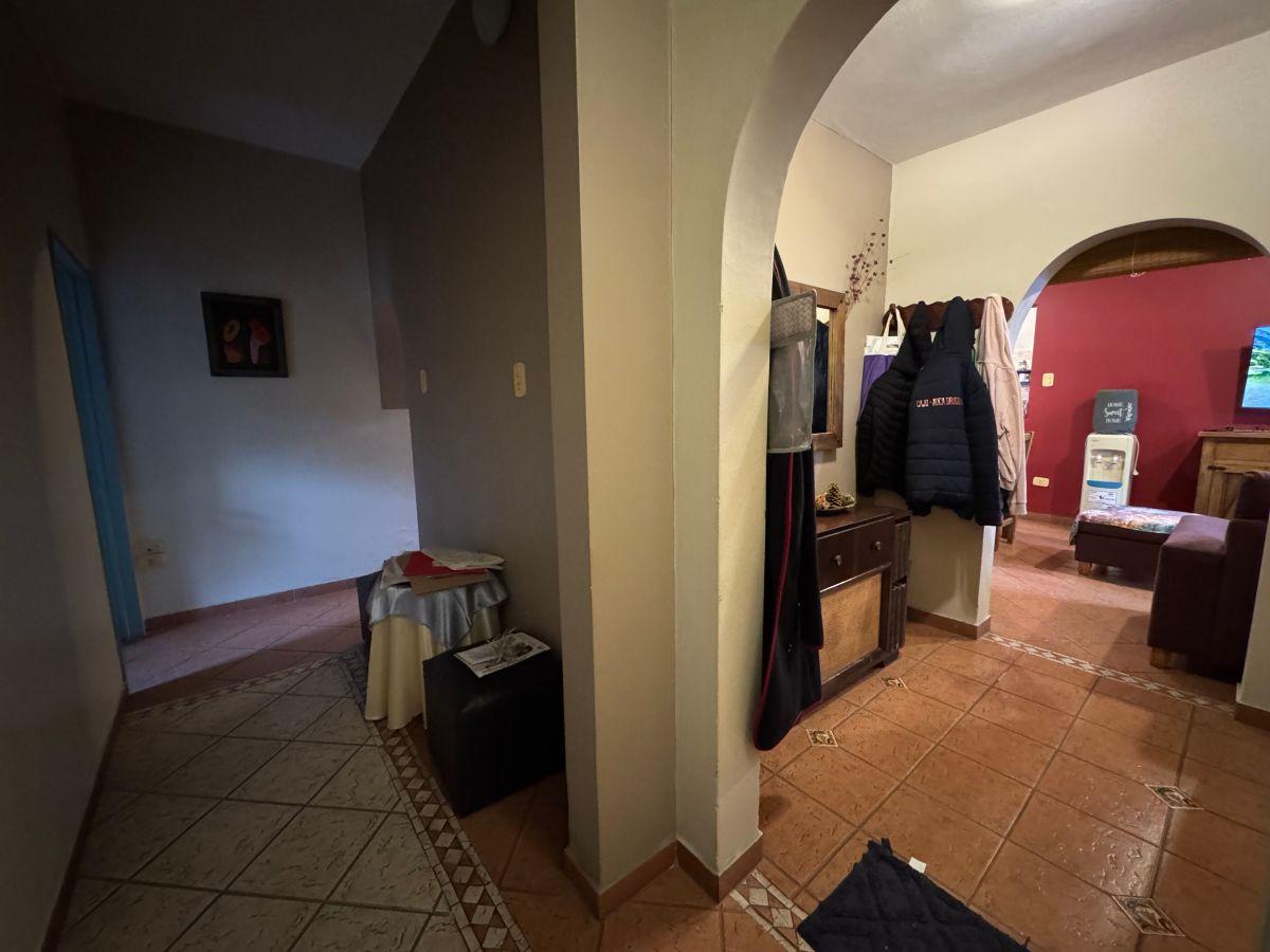 Foto de CHALET DE 4 AMBIENTES SOBRE LOTE DE 15X60, imagen 5