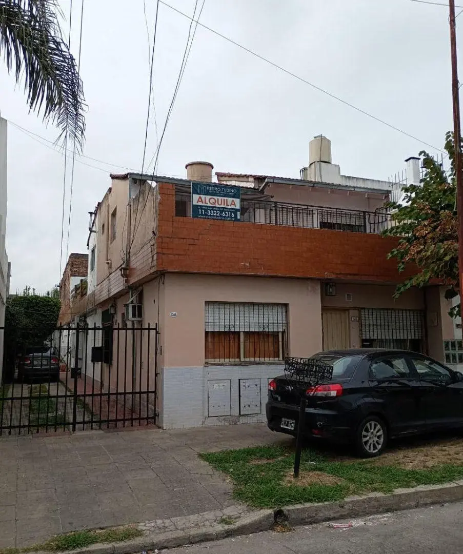 Departamento con 1 dormitorio en alquiler en Ramos Mejía 2