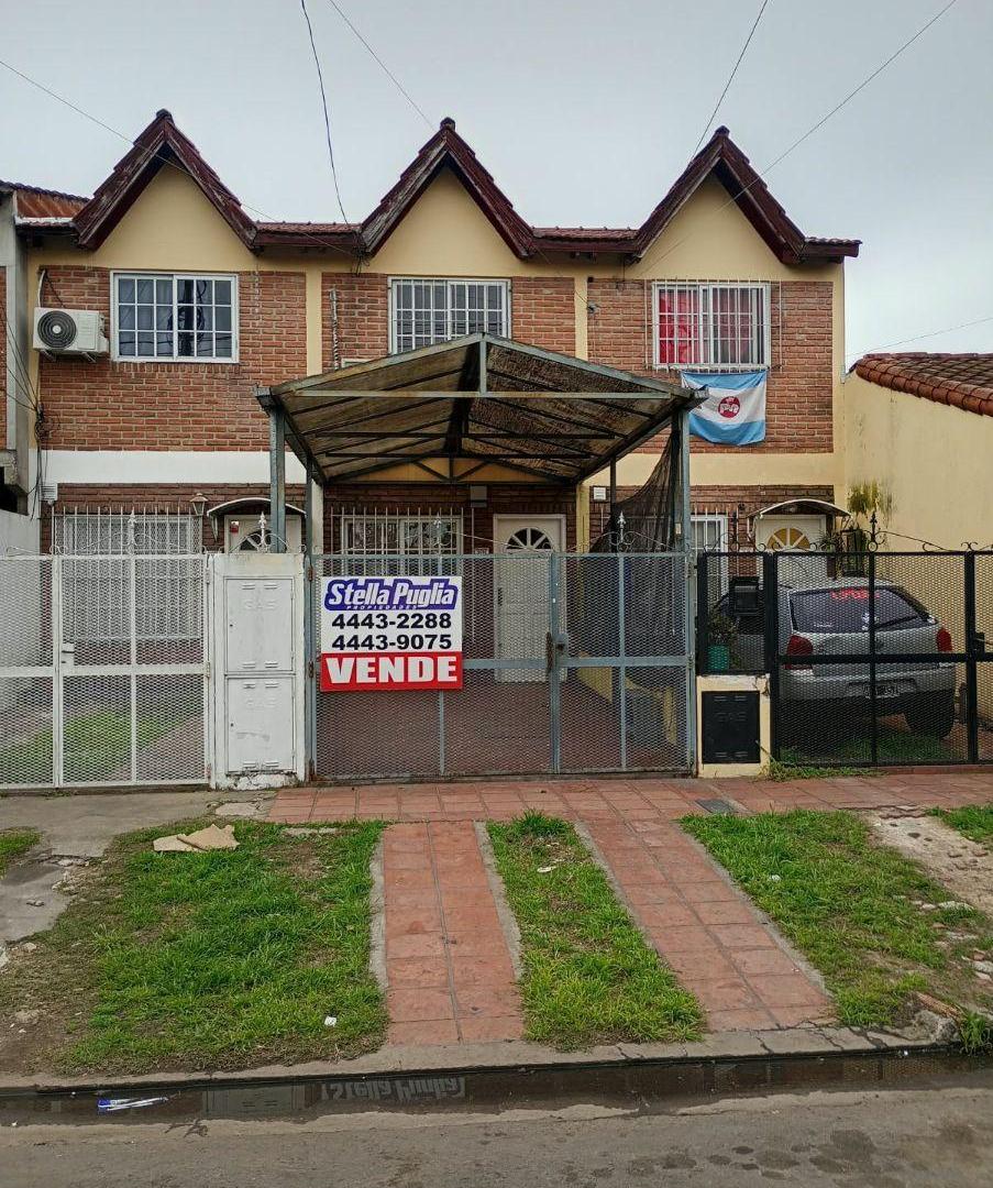 Foto de Venta Duplex 3 Ambientes con Cochera y fondo libre., imagen 1