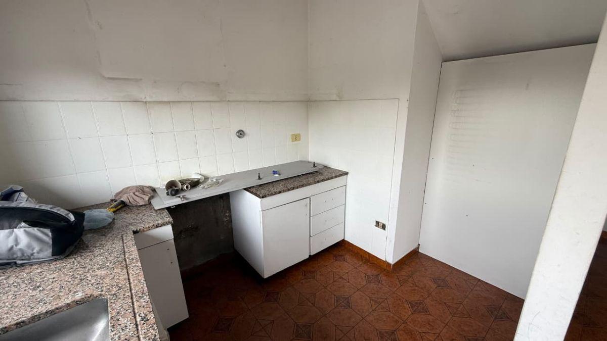 Foto de ALQUILER Departamento de 100 m² con 3 dormitorios, apto uso comercial o, imagen 4