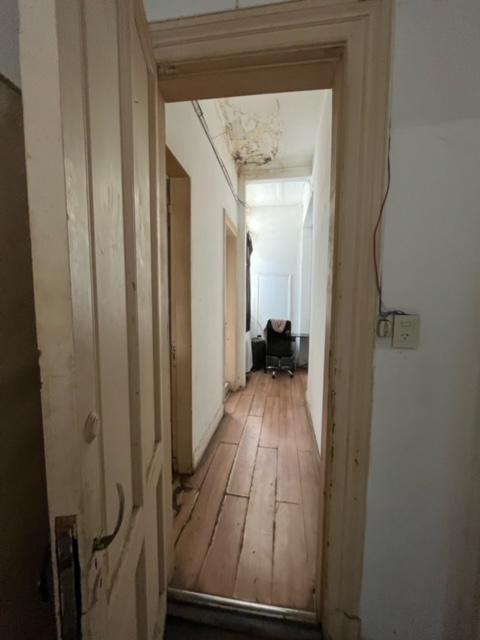 Venta Departamento Monserrat Piso 8 Ambientes - Retasado! 4