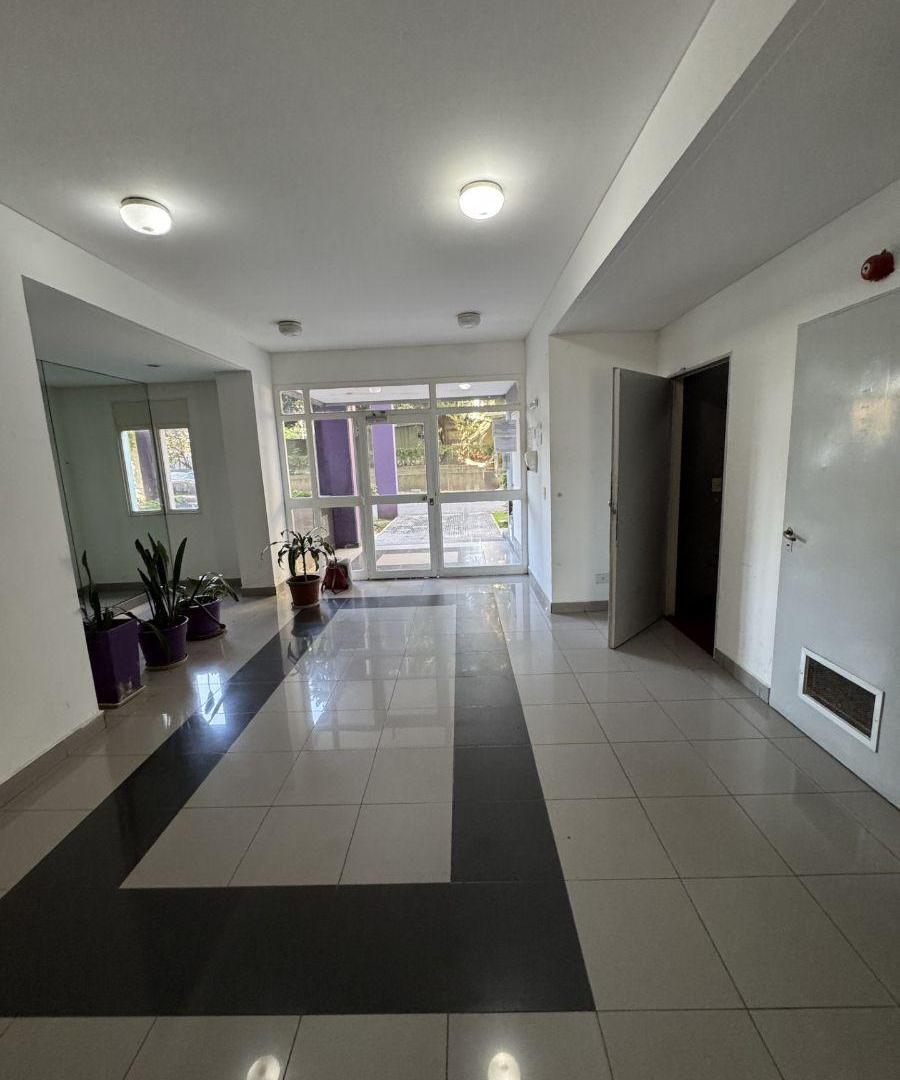 Foto de COLEGIALES - VENTA - SANTOS DUMONT 2719 - 3 AMB/BALCÓN, imagen 2