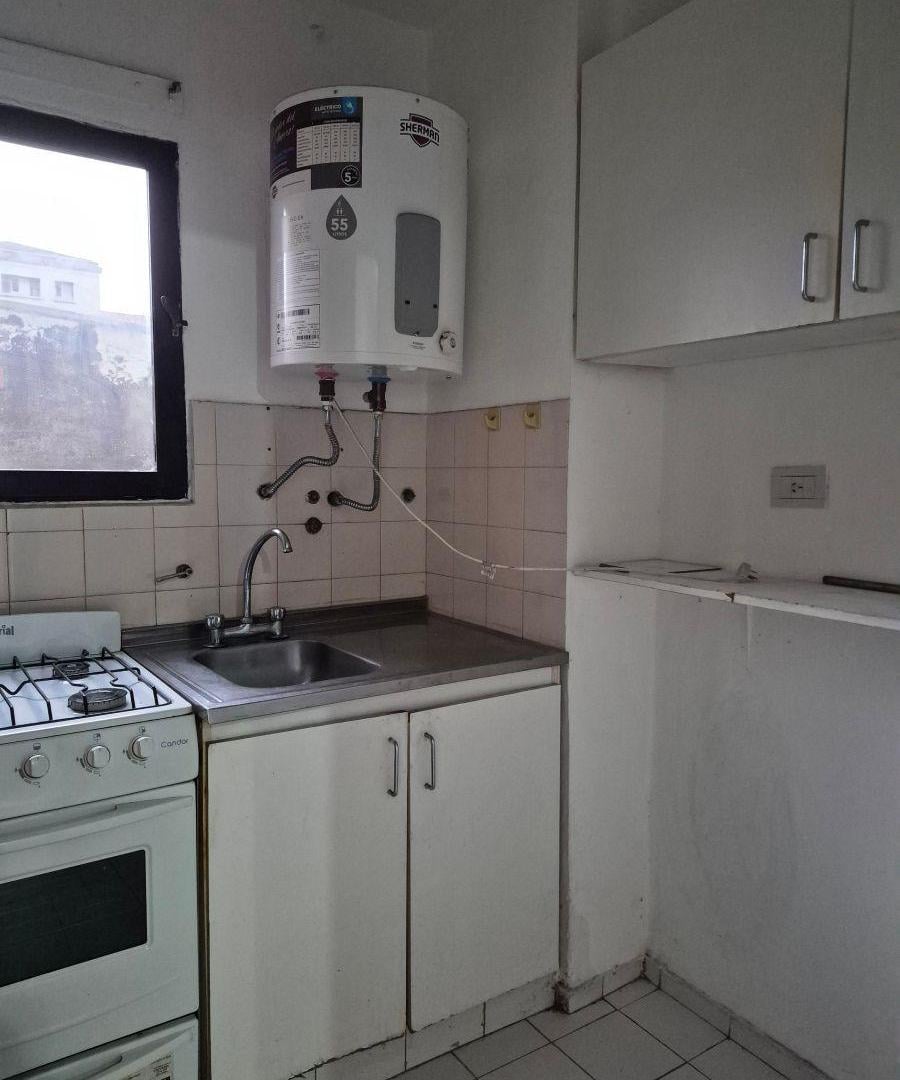 Foto de ALQUILER DE DEPARTAMENTO EN BARRIO ALBERDI - UN DORMITORIO., imagen 5