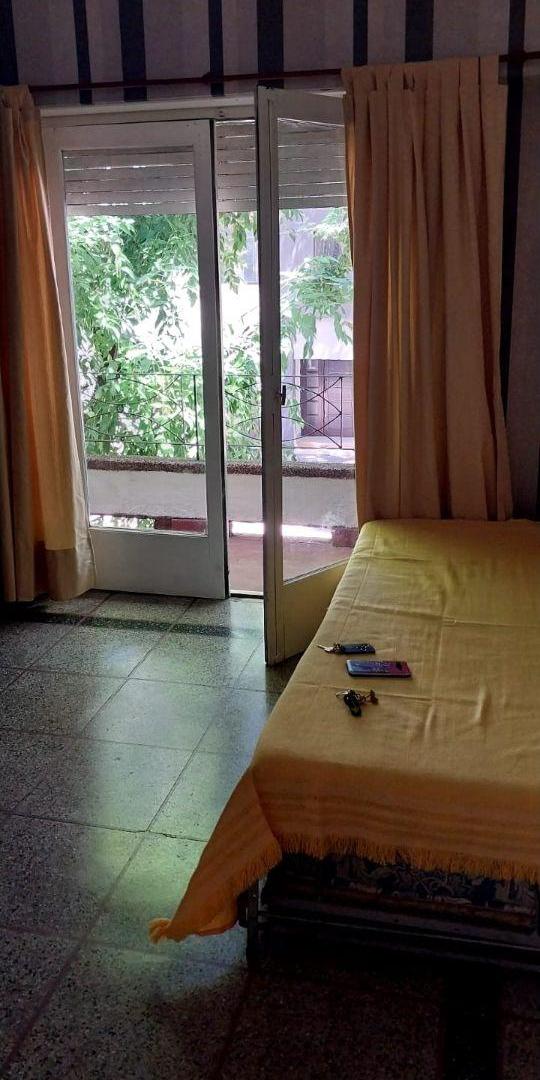 Ph en PA con balcon al frente