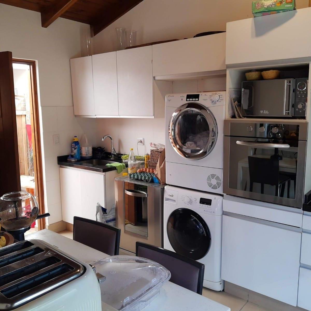 Se Vende Hermosa Casa en Barrio Dalvian con Pileta 5