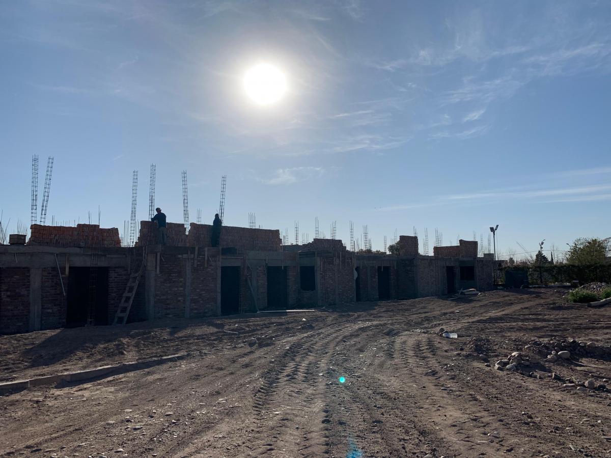 Se Venden Lotes en Maipú, Calle Juan José Paso, Bº Privado. Desarrollo en Pozo. 4