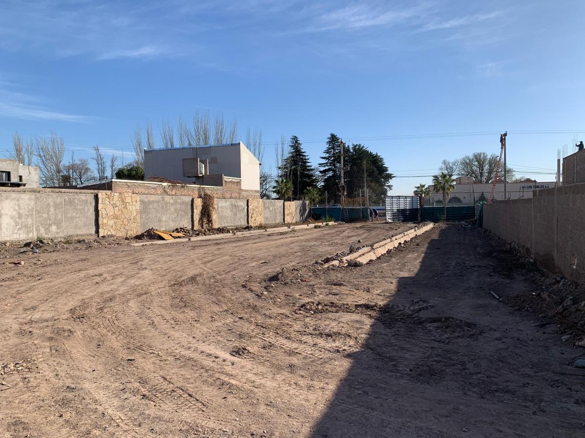 Se Venden Lotes en Maipú, Calle Juan José Paso, Bº Privado. Desarrollo en Pozo. 2