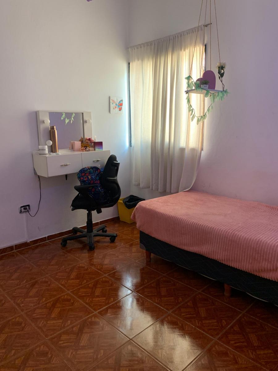 Se Vende Casa Esquina en La Estanzuela, Godoy Cruz 1