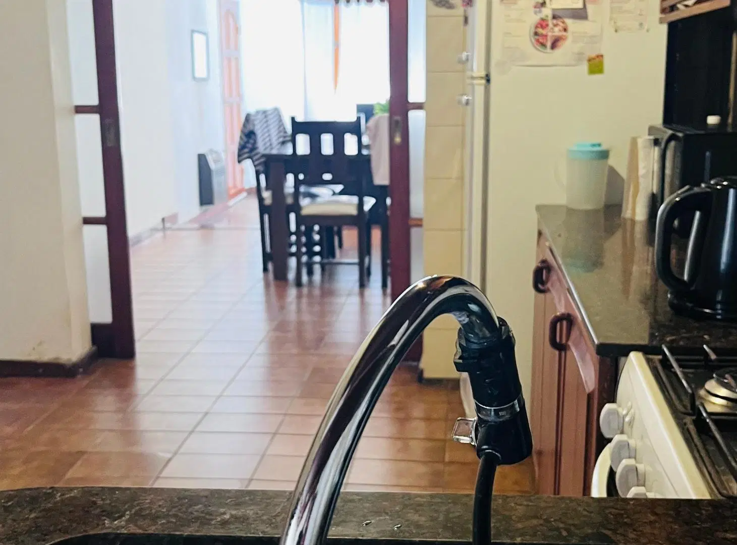 SE VENDE CASA CON DEPARTAMENTO EN Bº TRAPICHE, EXCELENTE UBICACIÓN 2