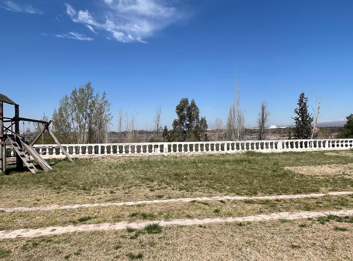 Foto de SE VENDE COMPLEJO DE 3 CABAÑAS EN TERRENO DE 2000 m² CON PISCINA EN, imagen 4