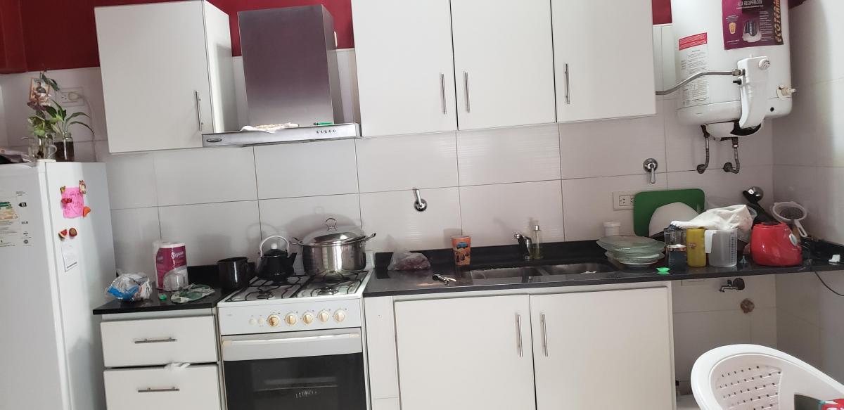 Chalet 5 Amb Cochera y Galpon 4