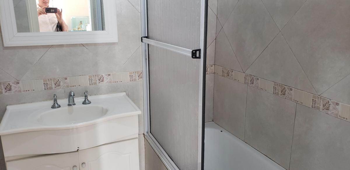 Chalet 5 Amb Cochera y Galpon 5