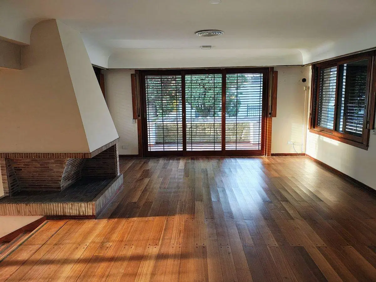 Casa de 4 dormitorios en venta en la Plata 5