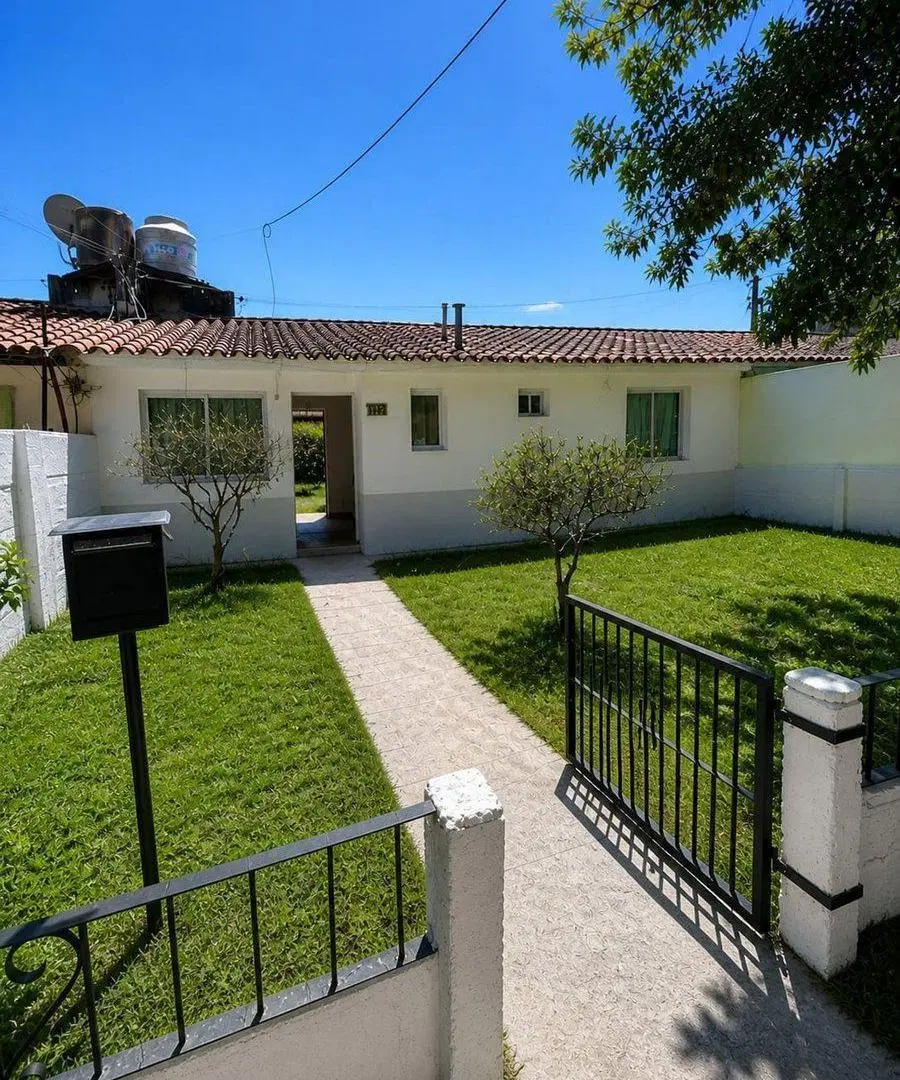 Casa 1 Dormitorio en venta en Dolores con Patio 2