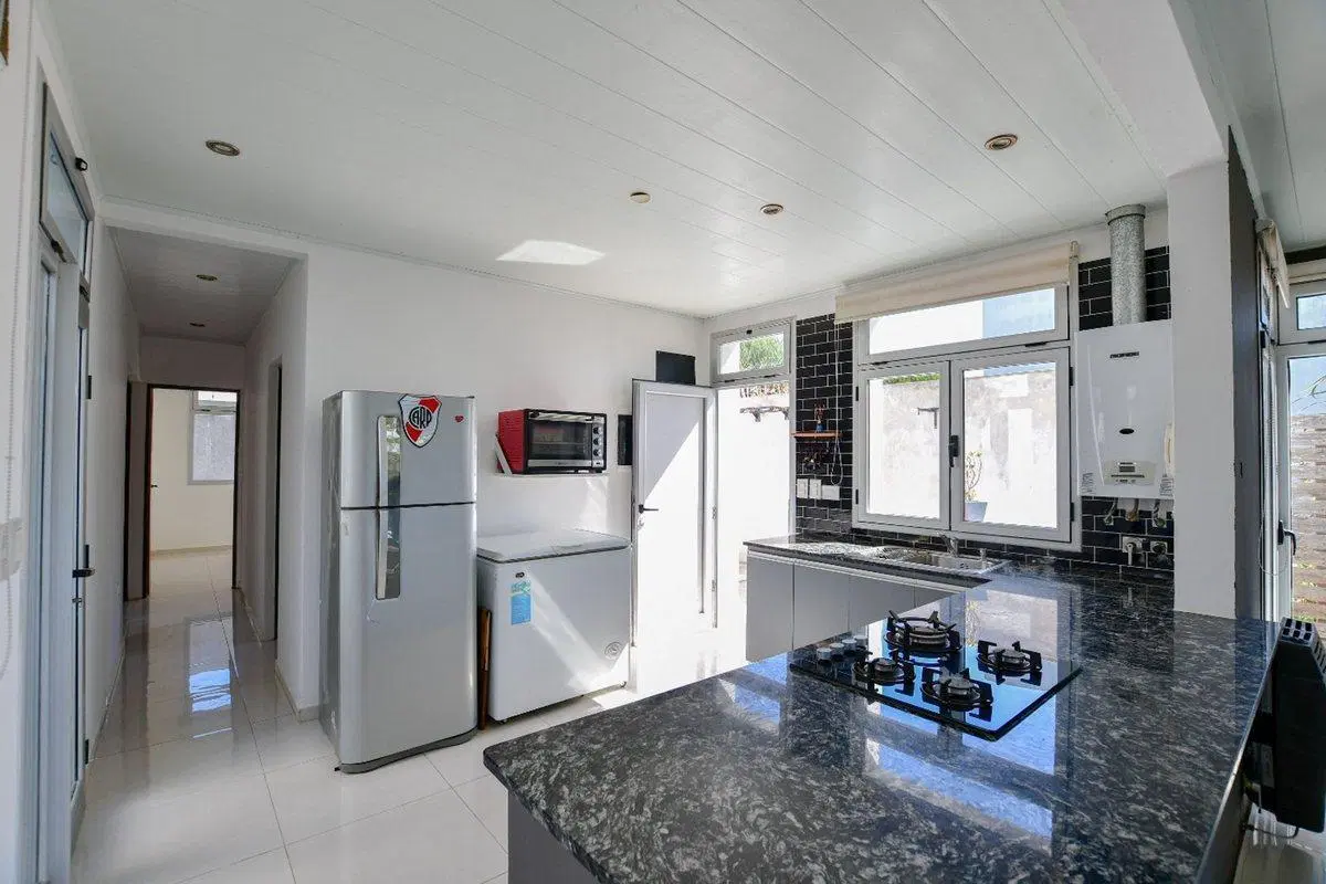 Casa 3 dormitorios, venta, Berisso Altos Los Talas 4