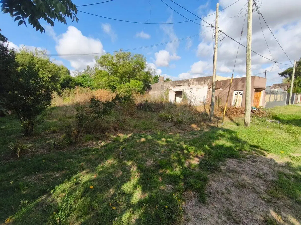 LOTE EN VENTA EN BERISSO 4
