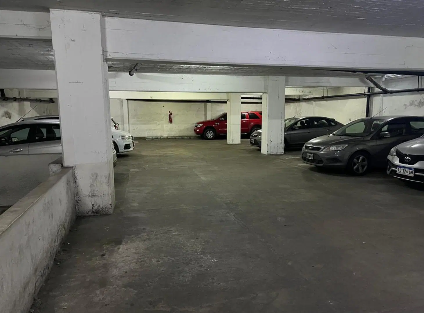 COCHERA CUBIERTA EN VENTA LA PLATA CENTRO 3
