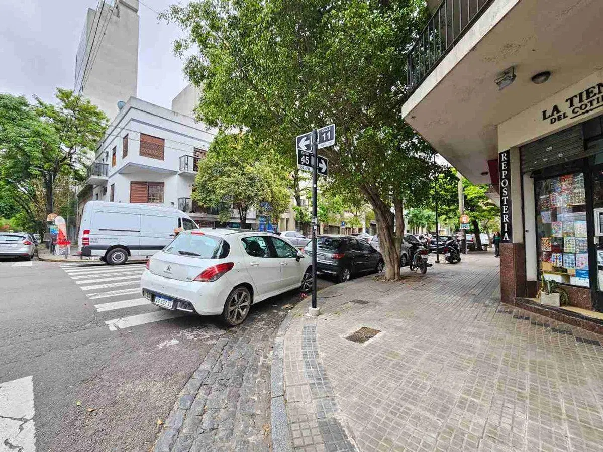 Cochera en Venta, La Plata 2