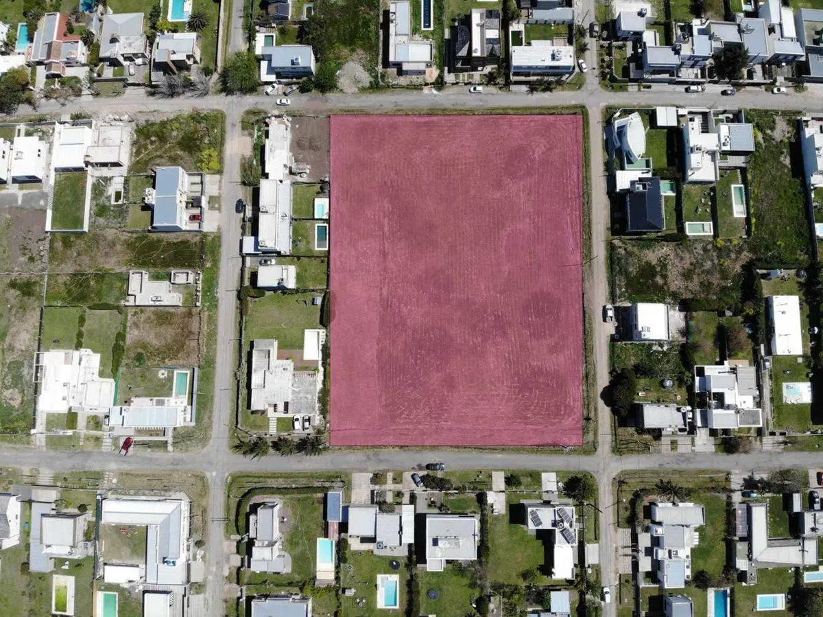 - VENTA TERRENOS 370 m2 - CALLE 4 E 499 Y 500 - 3