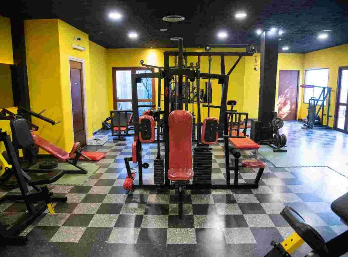 LOCAL EN VENTA LA PLATA 3