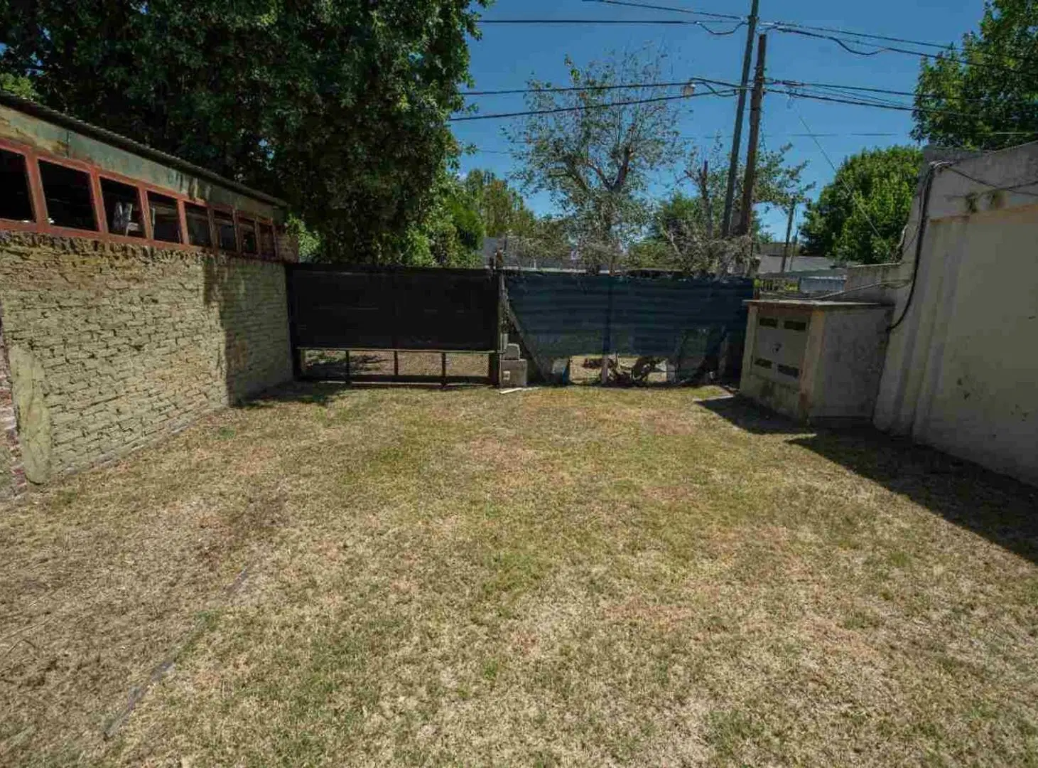 CASA DE UN DORMITORIO VENTA VILLA ELISA CON PARQUE 2
