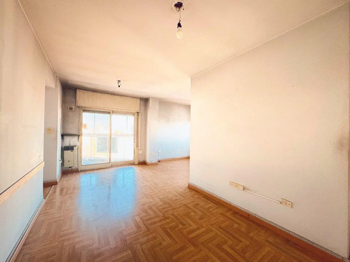 DEPARTAMENTO 3 DORMITORIOS EN VENTA LA PLATA 4