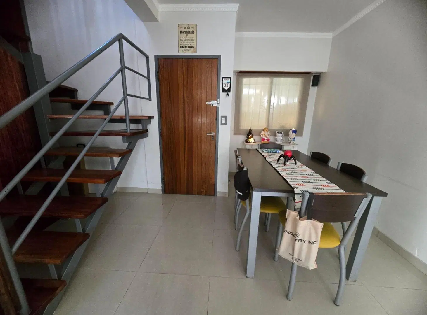 DUPLEX 2 DORMITORIOS EN VENTA COCHERA 4