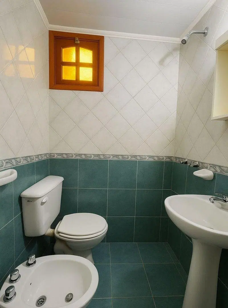 CASA 4 DORMITORIOS EN VENTA, DOLORES TIPO CHALET 5