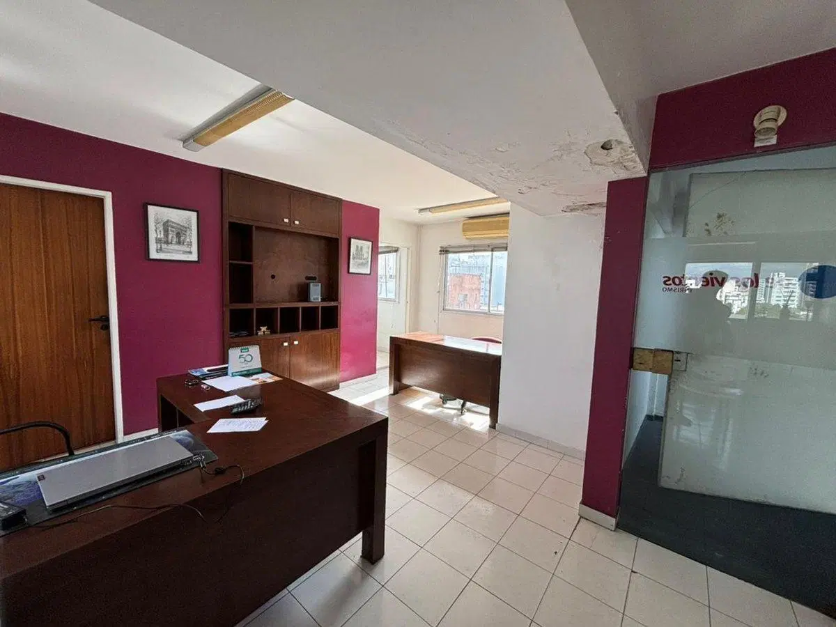 OFICINAS EN VENTA LA PLATA 8 Y 48 3