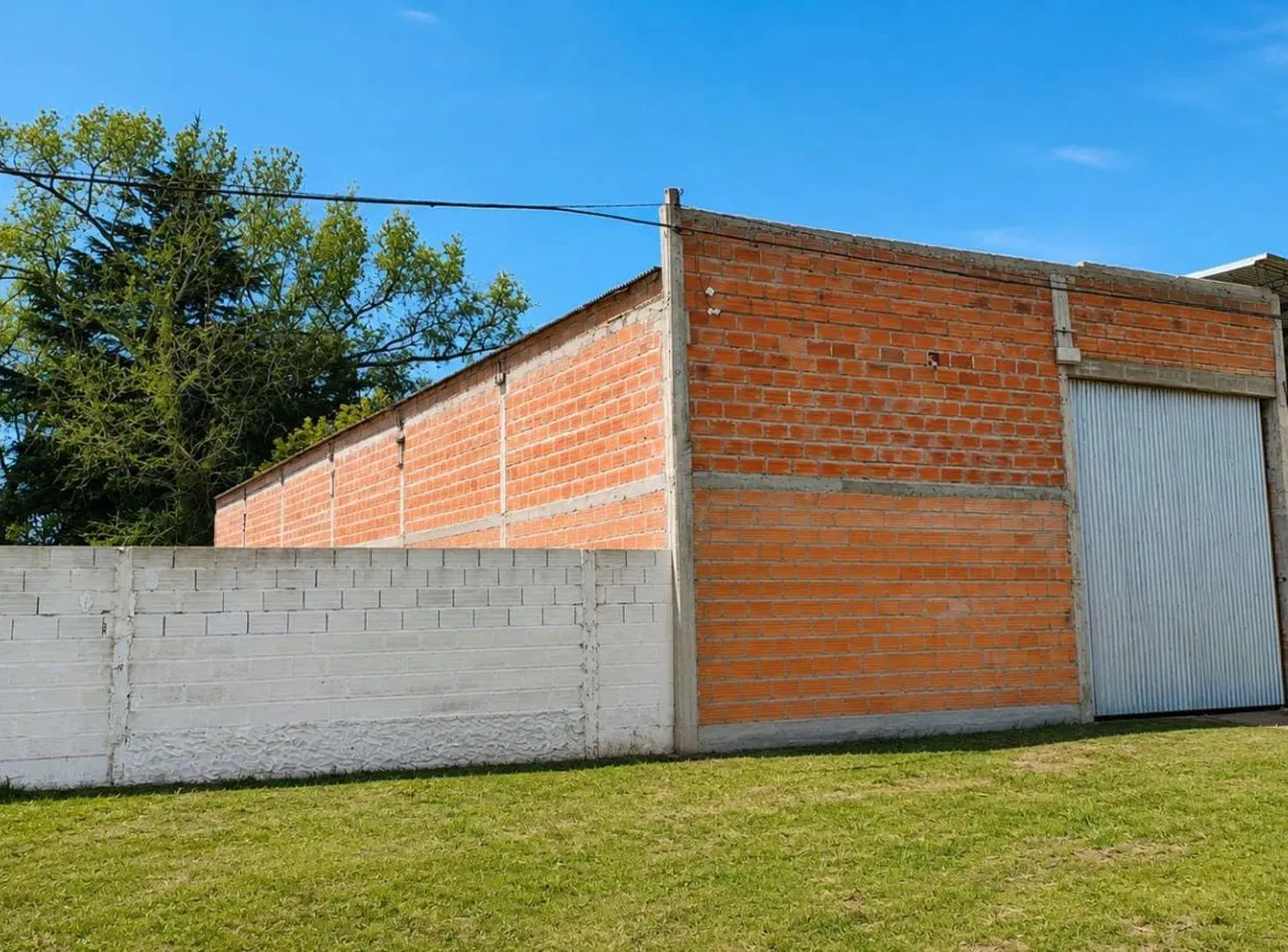 GALPÓN EN VENTA – DOLORES 2