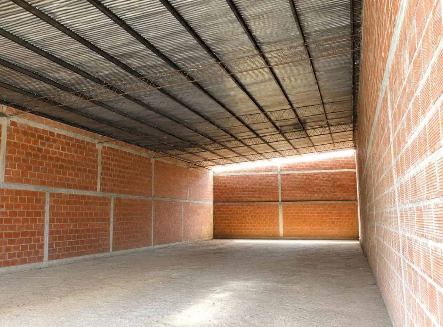 GALPÓN EN VENTA – DOLORES 4