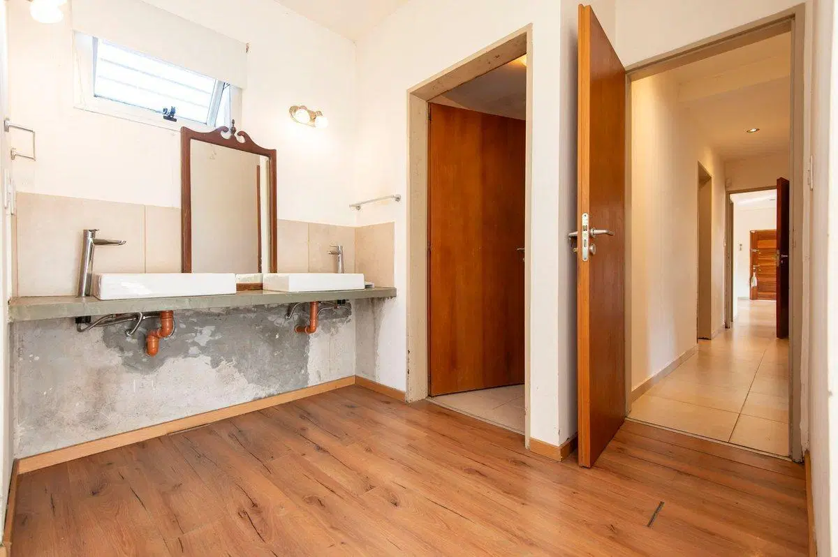CASA 3 DORMITORIOS EN VENTA GORINA 3