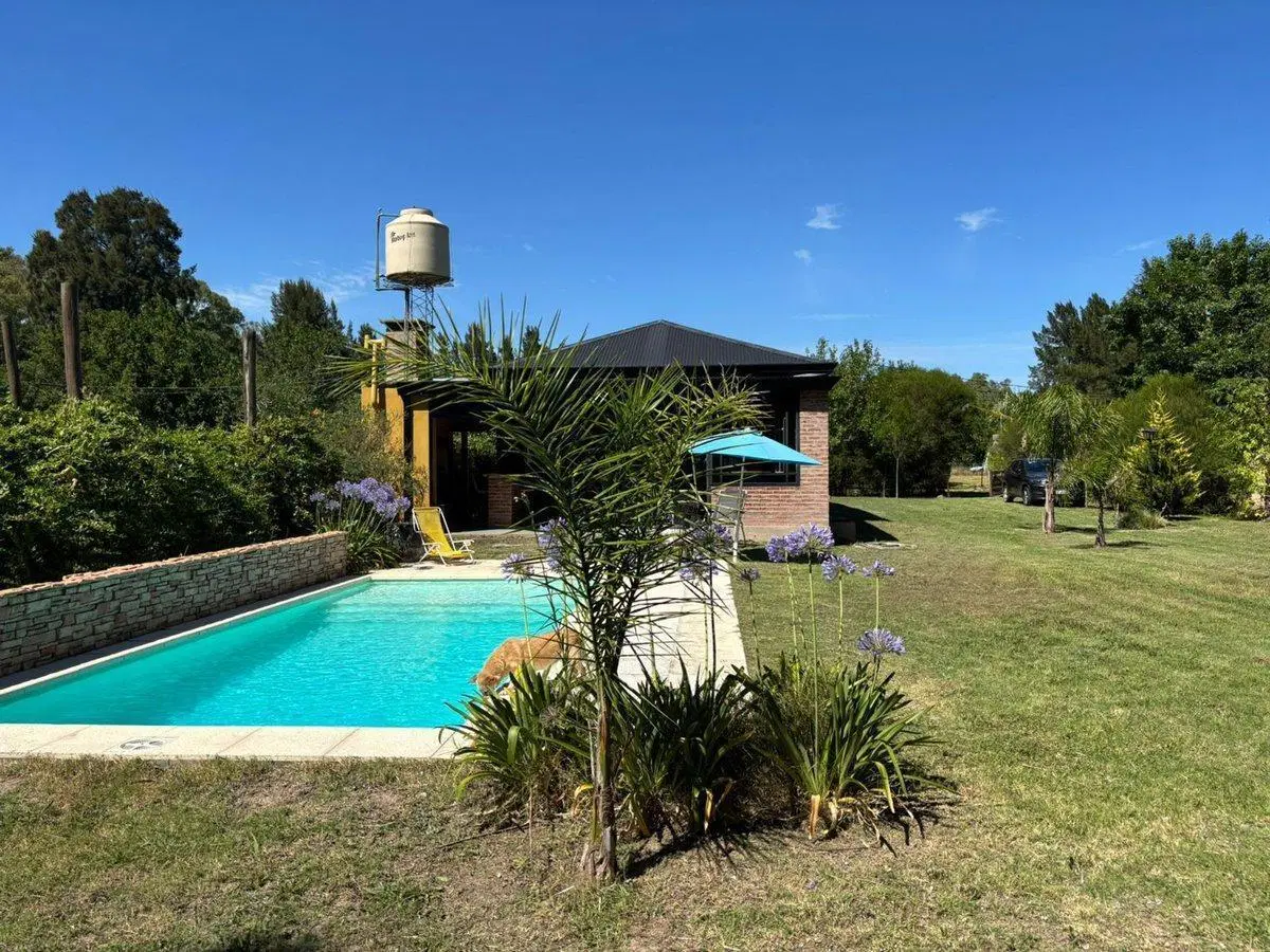 CASA 3 DORMITORIOS VENTA EL RODEO PARQUE Y PILETA 5