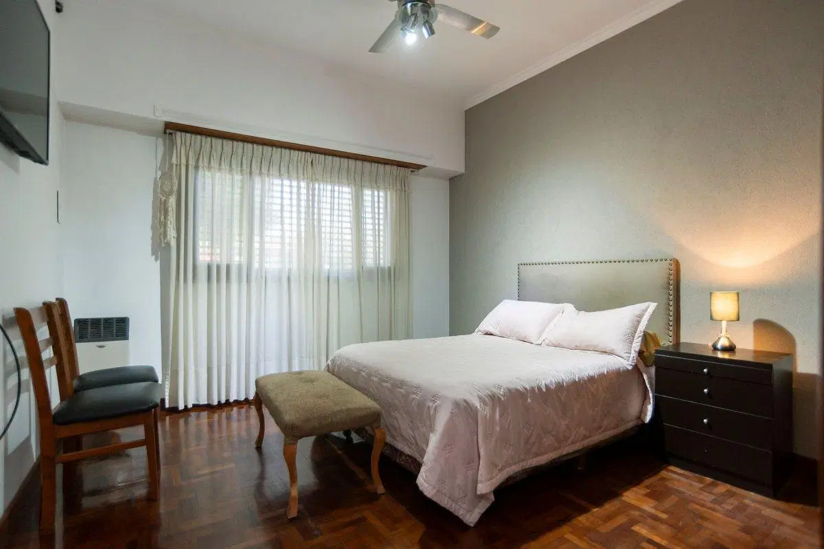 CASA 3 DORMITORIOS EN VENTA EN BERISSO CON PILETA 5