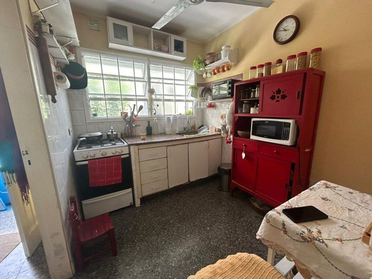 Foto de PH 3 DORMITORIOS EN VENTA LA PLATA DOS PATIOS, imagen 4