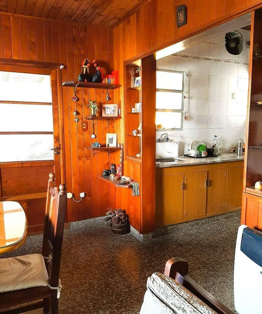 Casa 2 Dormitorios en venta Berisso con Quincho 3