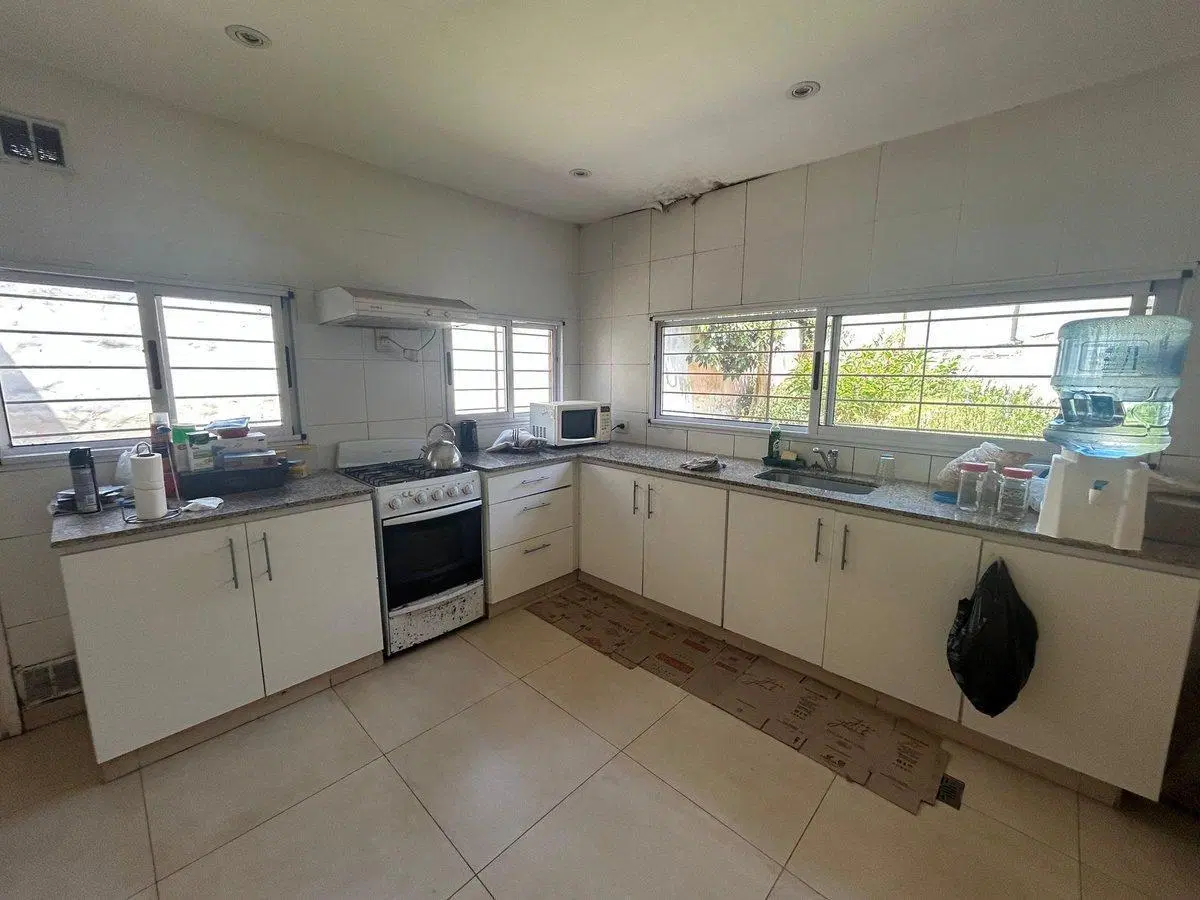 PH 2 DORMITORIOS EN VENTA  LA PLATA COCHERA PARQUE 2