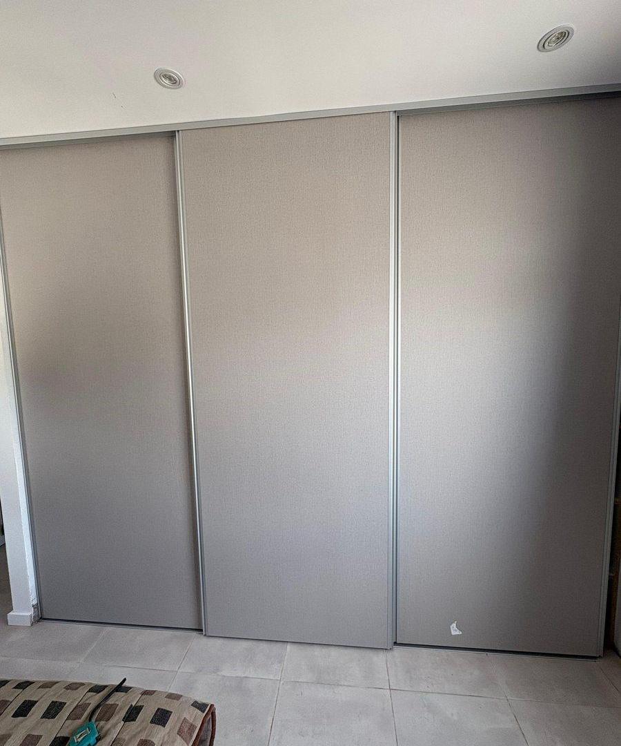 Foto de DUPLEX 2 DORMITORIOS EN VENTA CITY BELL + COCHERA, imagen 1