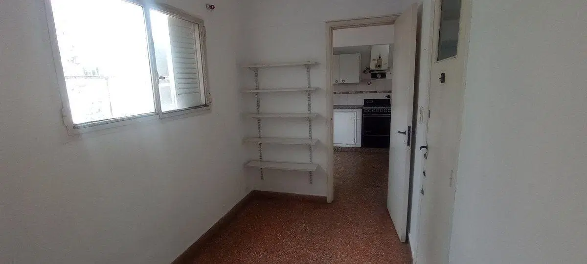 Departamento 1 dormitorio venta La Plata al frente 3