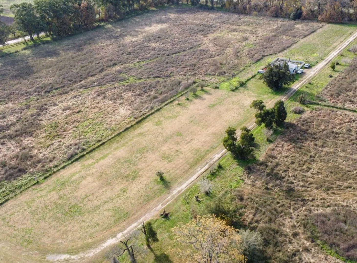 CAMPO EN  VENTA LA PLATA , IDEAL DESARROLLO 5