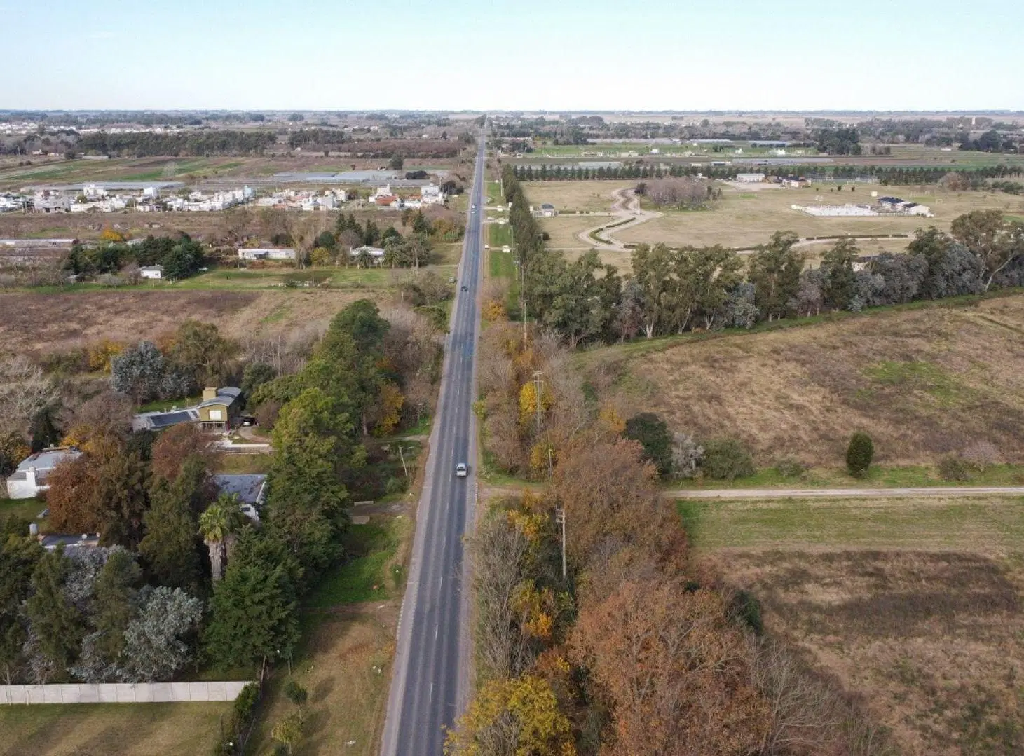 CAMPO EN  VENTA LA PLATA , IDEAL DESARROLLO 3