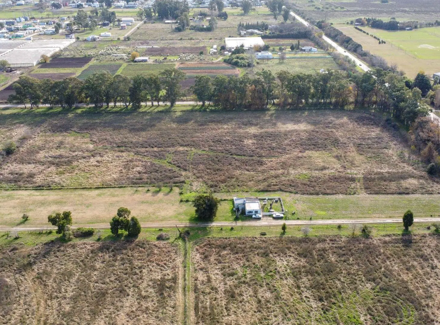 CAMPO EN  VENTA LA PLATA , IDEAL DESARROLLO 2