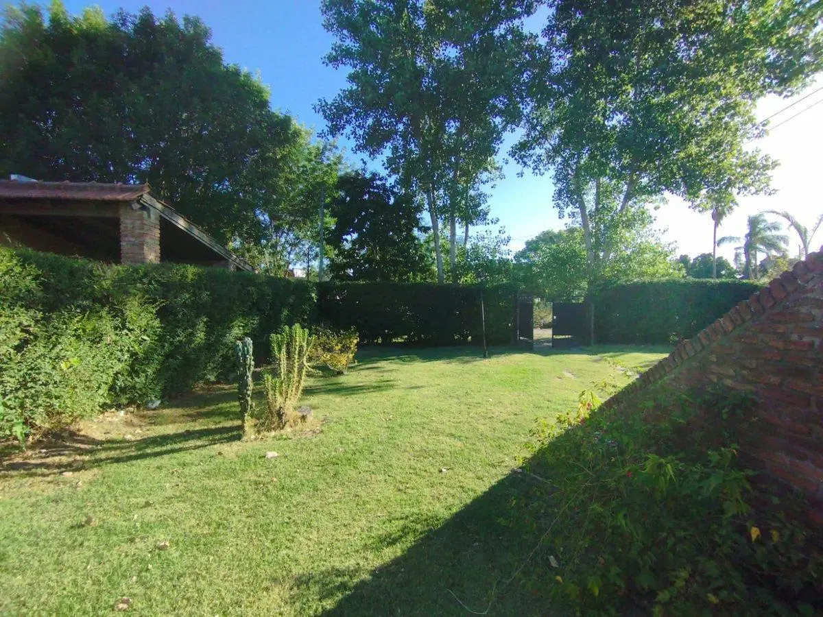 CASA DOS DORMITORIOS VENTA CITY BELL PARQUE PILETA 4